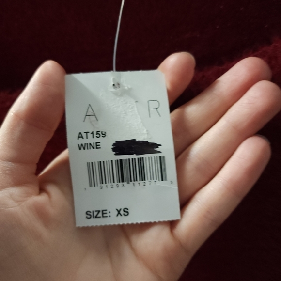 ASTR The Label Fuzzy Square Neck Long Sleeve Cropped Pullover Sweater New XS - Picture 13 of 13